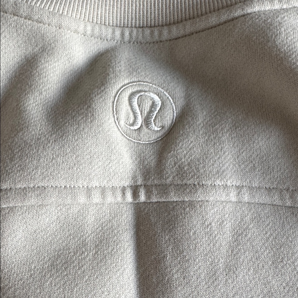 NWT. Lululemon Womens Scuba Oversized Pullover Bone Ivory Sweatshirt Size M/L - Picture 9 of 11